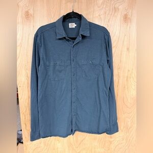Faherty Mens LS Large Knit Seasons Shirt in Washed Blue Organic Cotton Stretch